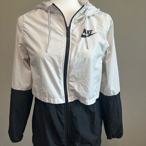 Nike windbreaker with hood